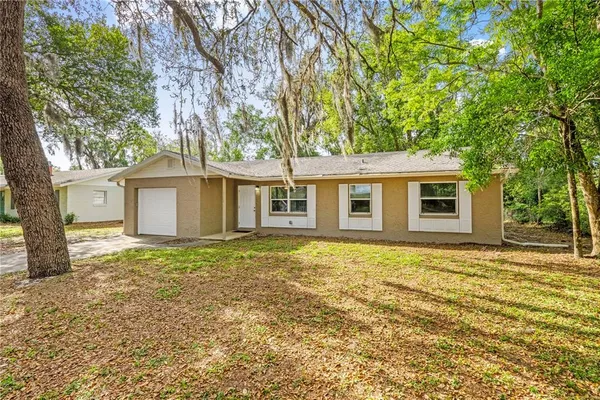 $274,900 | 1116 Helen Drive, DeLand, FL 32720