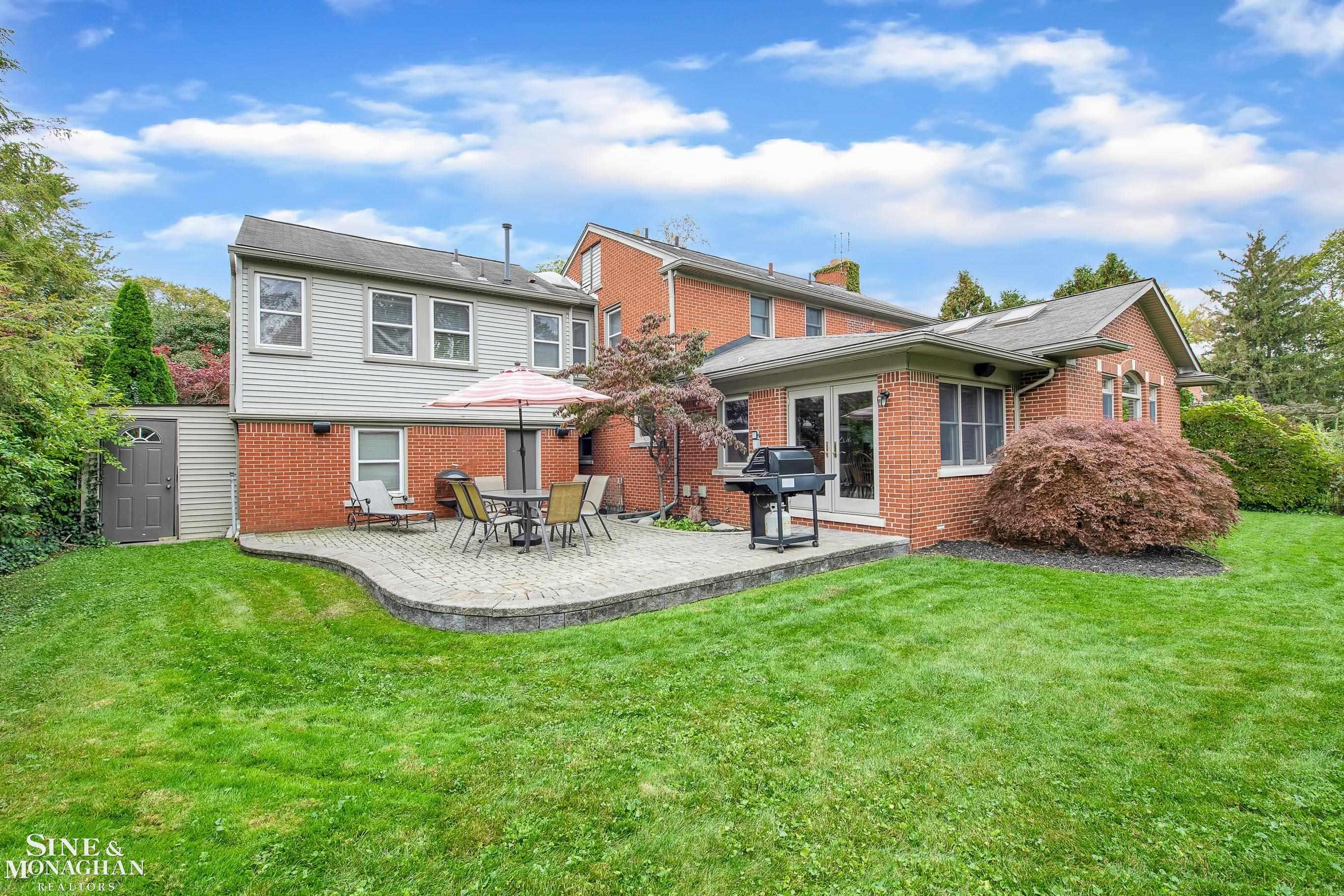 504 Pemberton Road Grosse Pointe, MI 48230 - Photo 32 of 53 50125712-31.JPG