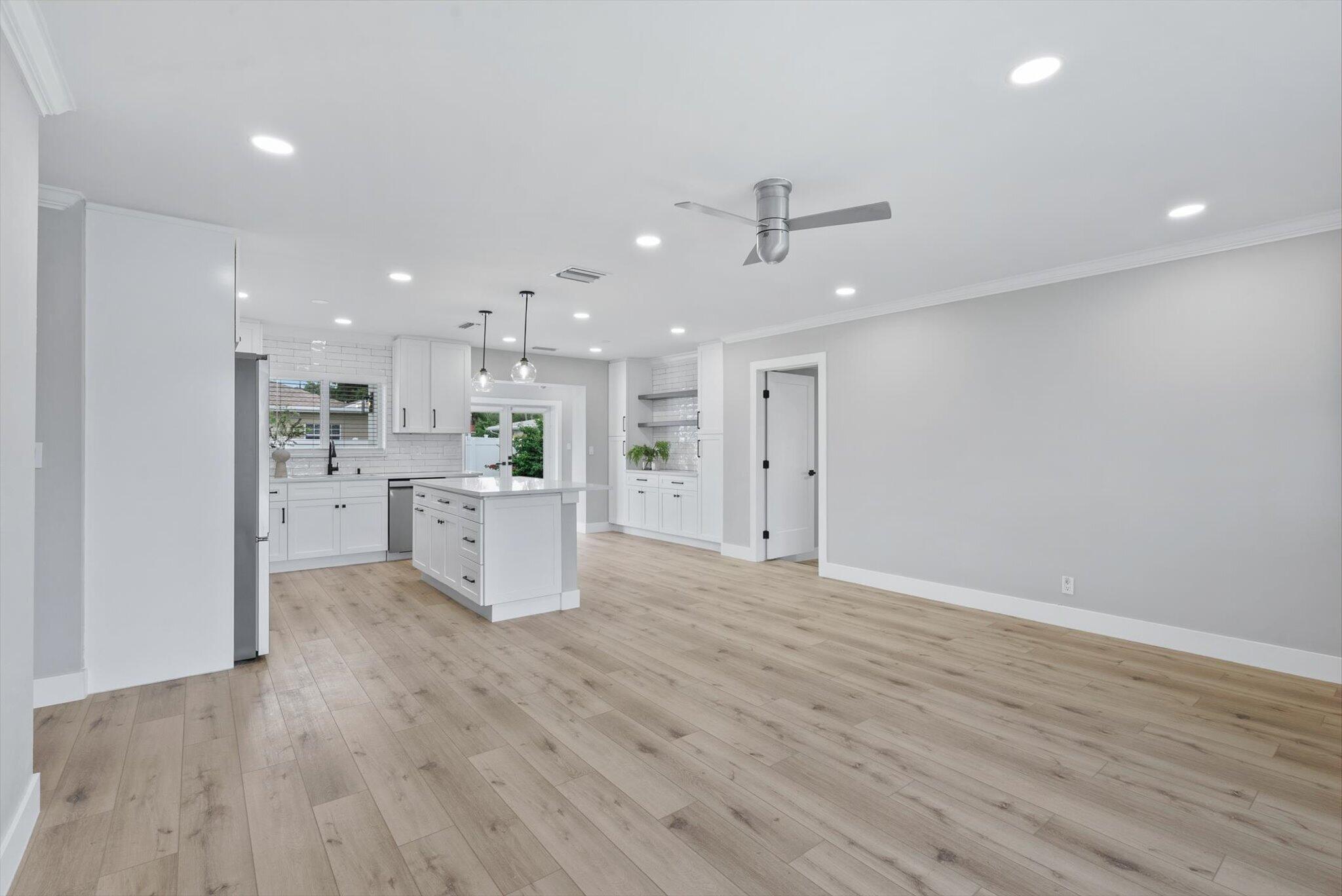 2775 Northeast 5th Avenue Boca Raton, FL 33431 - Photo 10 of 34 10-10