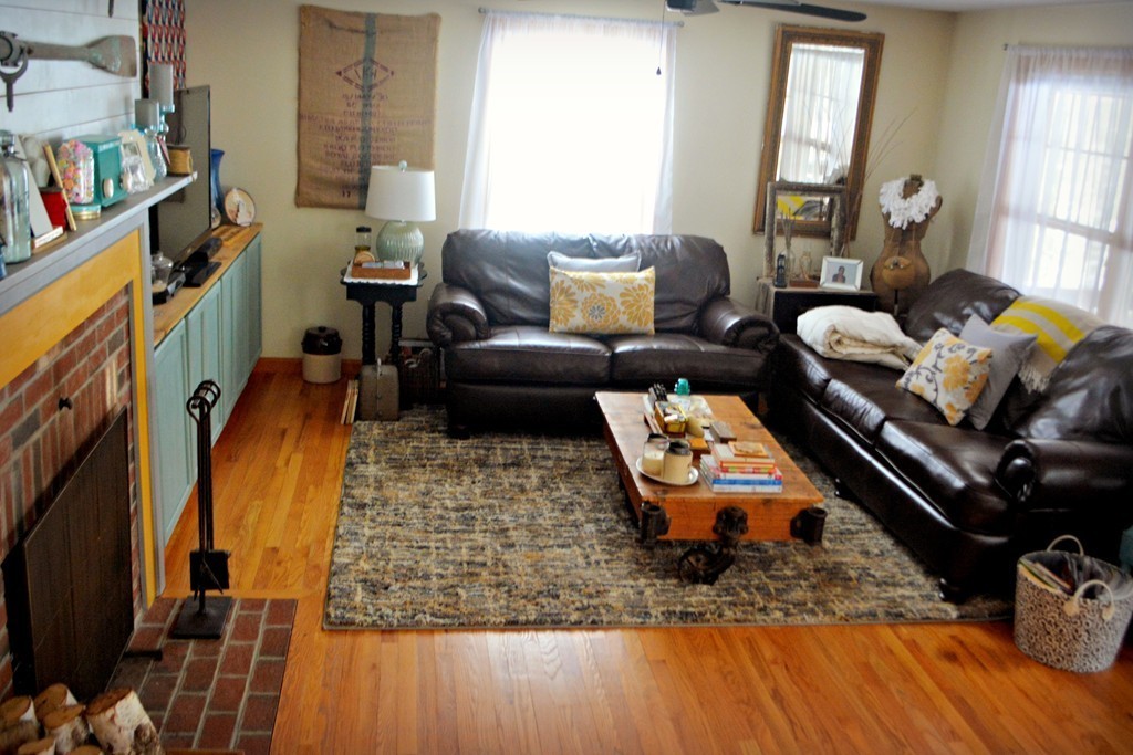 272 Old Hardwick Road Barre, MA 01005 - Photo 14 of 30 a living room with furniture rug and wooden floor