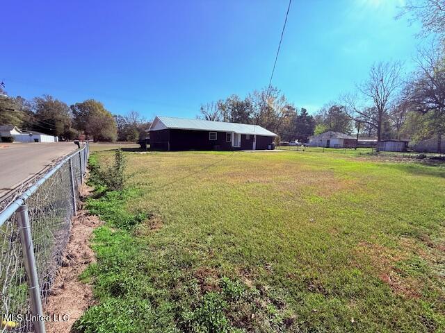 1707 North Main Street Columbia, MS 39429 - Photo 19 of 24 IMG_1701