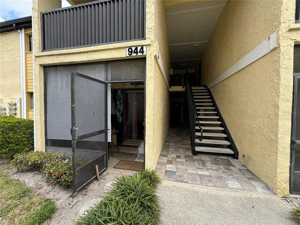 $110,000 | 944 Lake Destiny Road, Unit A, Altamonte Springs, FL 32714