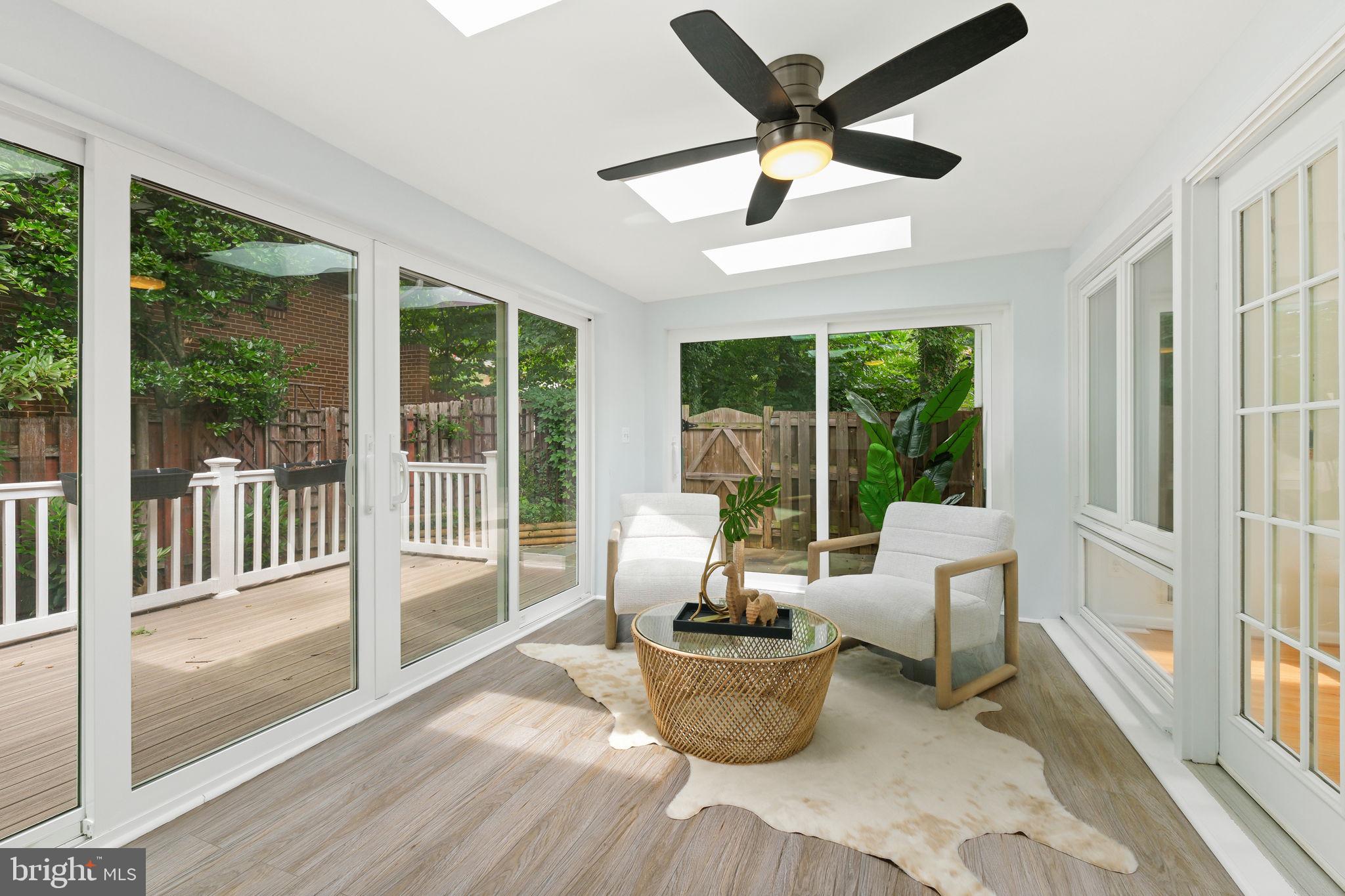 9528 Starmont Road Bethesda, MD 20817 - Photo 13 of 38 Sunroom