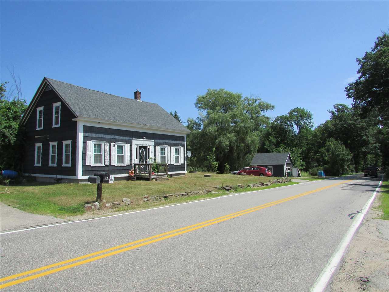 201 Estes Road Rochester, NH 03867 - Photo 5 of 21