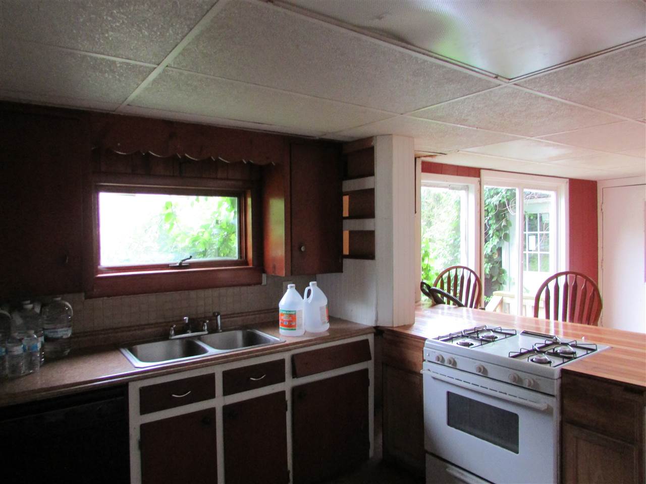 201 Estes Road Rochester, NH 03867 - Photo 9 of 21