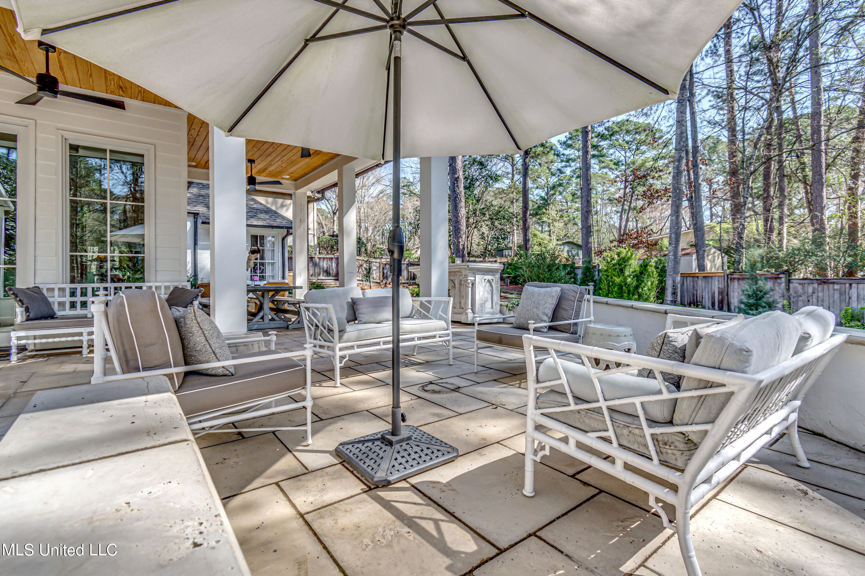 4264 East Ridge Drive Jackson, MS 39211 - Photo 61 of 75 4264 Eastridge Dr. Exteriors-21