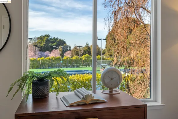 $419,000 | 20 Marina Lakes Drive, Richmond, CA 94804