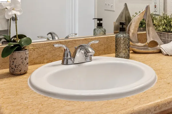 $419,000 | 20 Marina Lakes Drive, Richmond, CA 94804