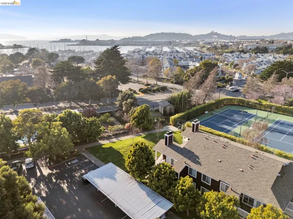 $419,000 | 20 Marina Lakes Drive, Richmond, CA 94804