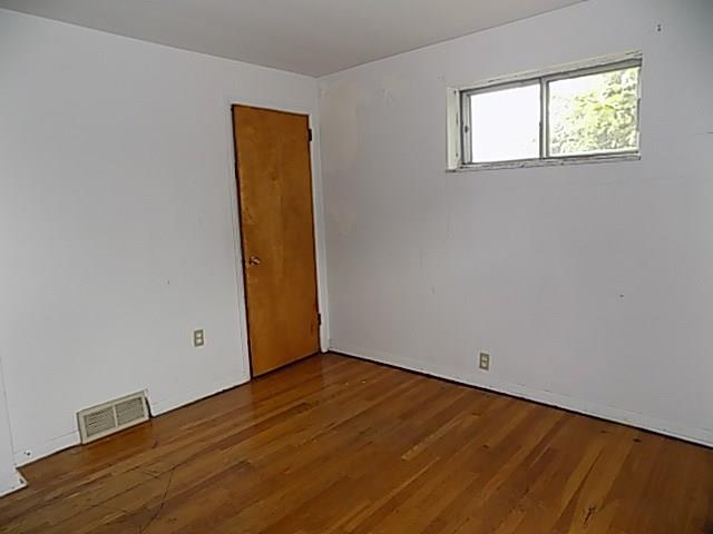 3218 Brodhead Road Aliquippa, PA 15001 - Photo 16 of 18 Gallery Image 16