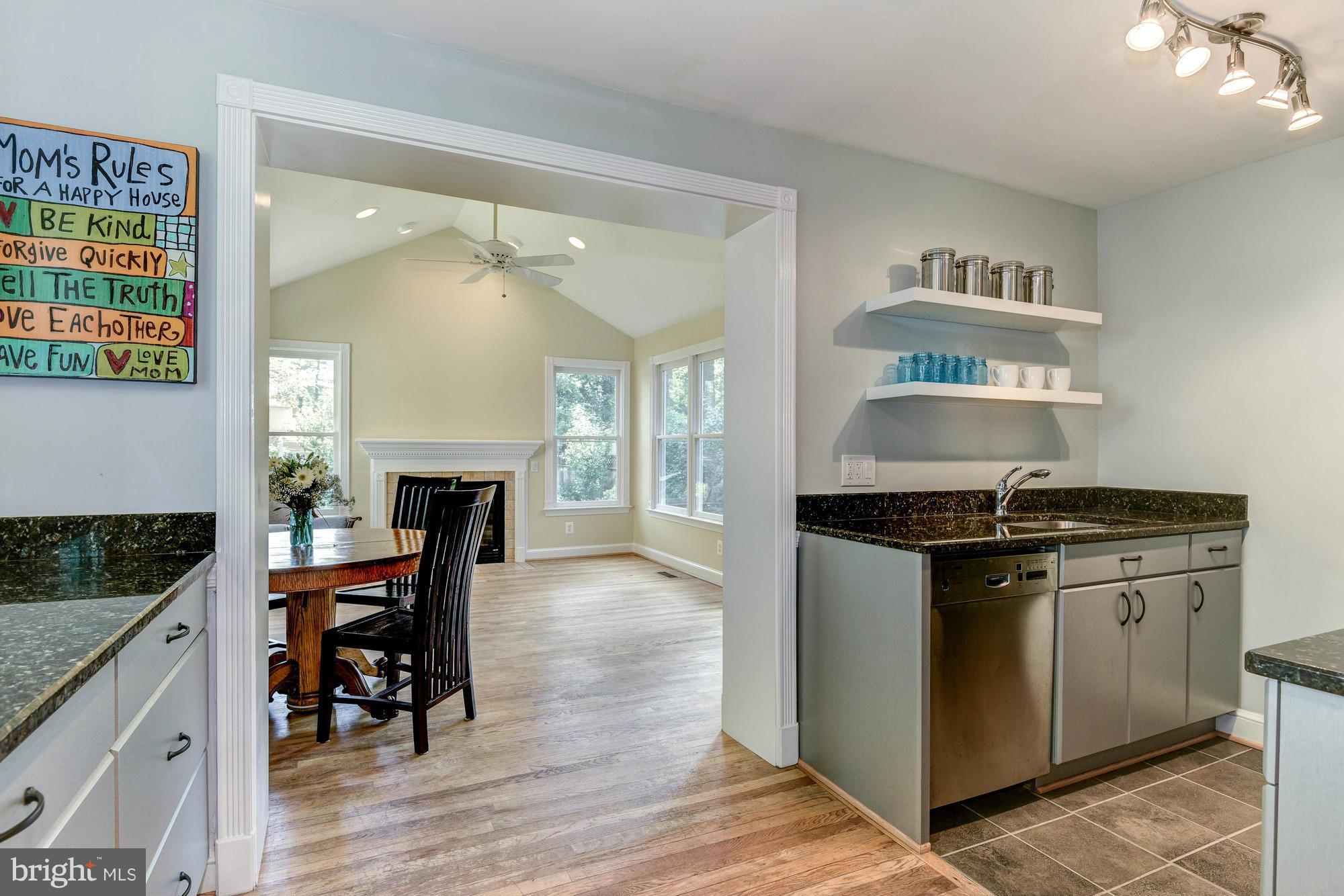 3304 Fayette Road Kensington, MD 20895 - Photo 10 of 29 Kitchen