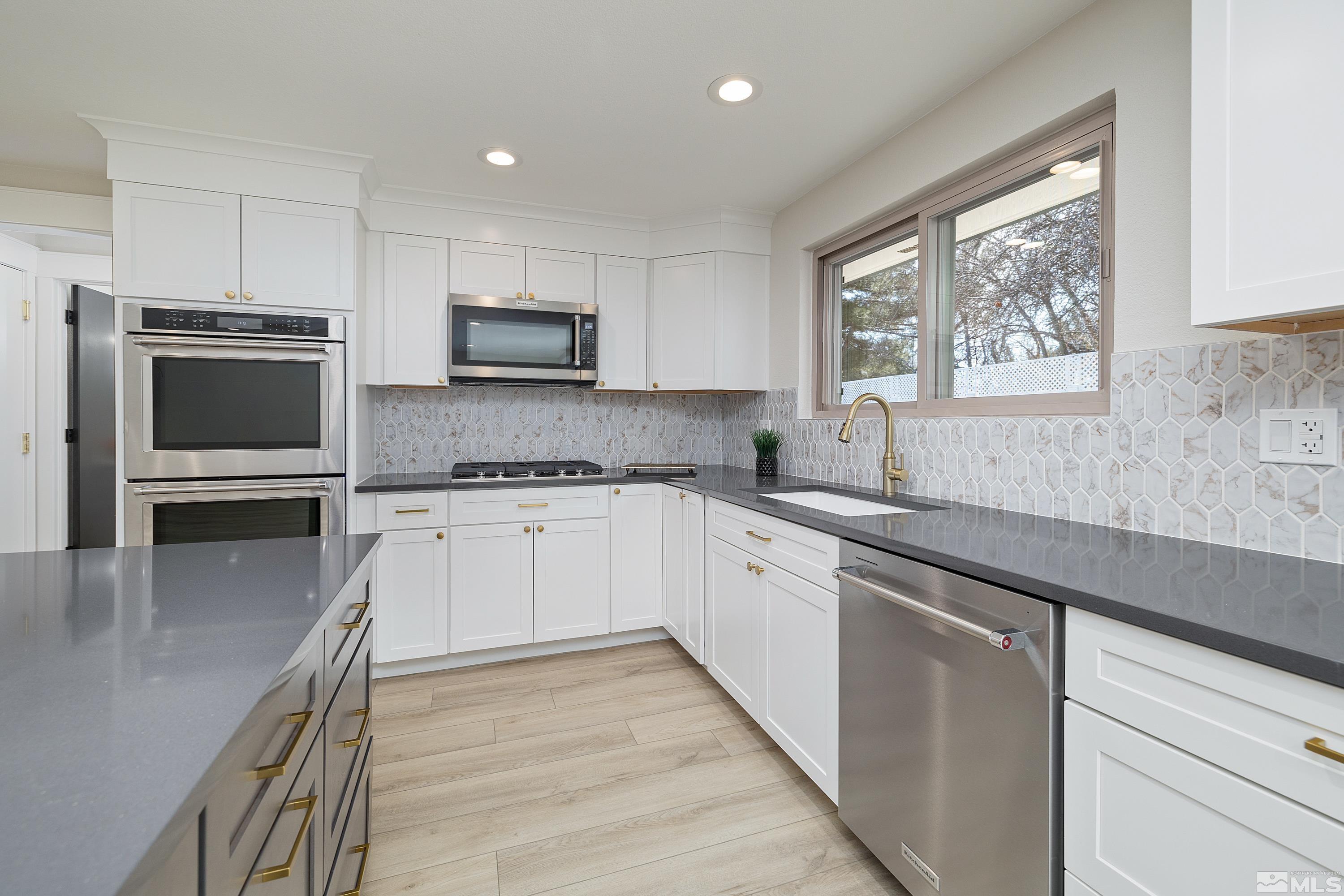 13490 Rick Circle Reno, NV 89511 - Photo 8 of 34 Photo 8