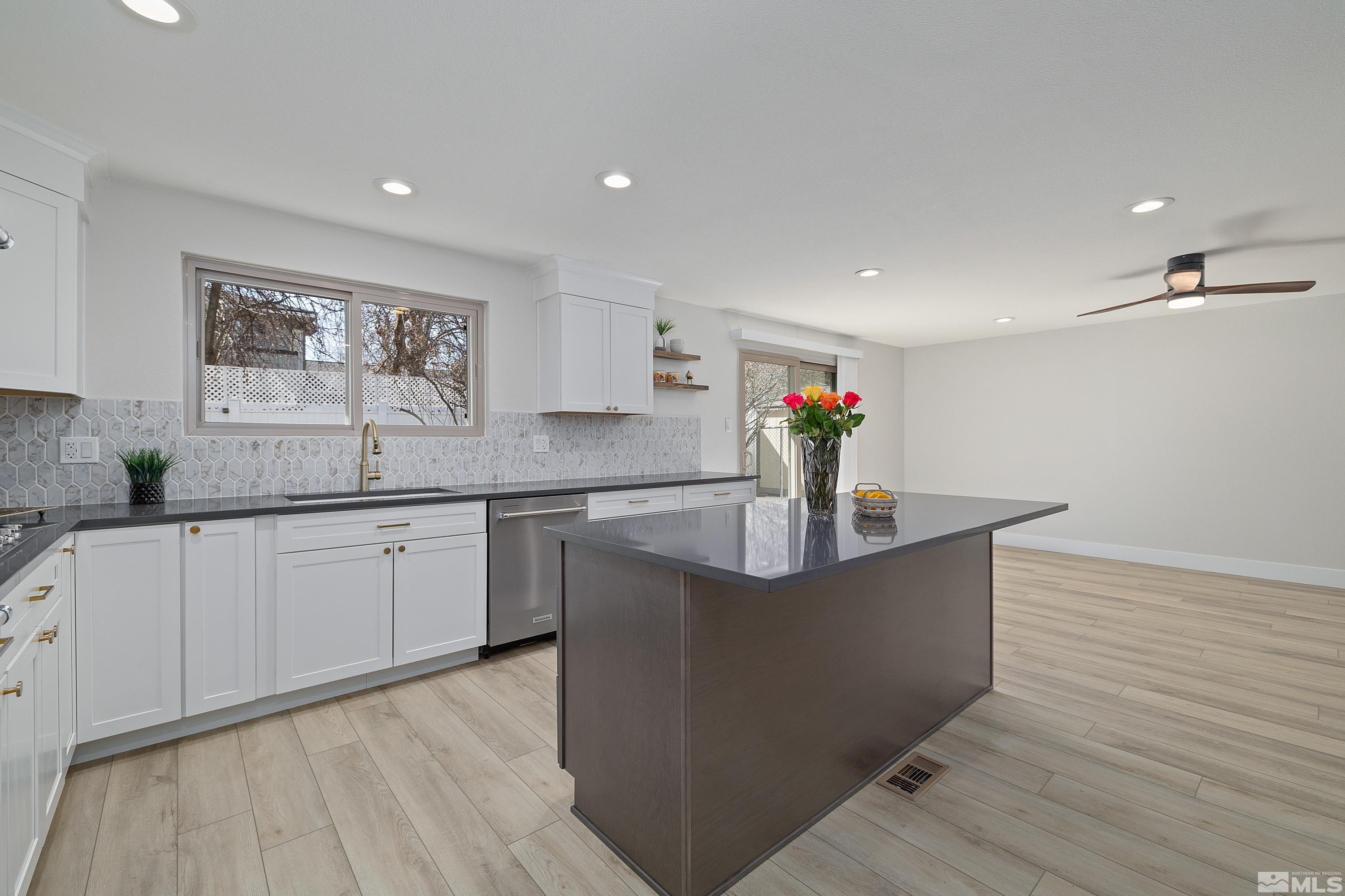 13490 Rick Circle Reno, NV 89511 - Photo 10 of 34 Photo 10