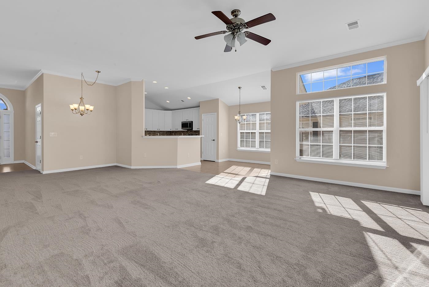 312 Barclay Drive Myrtle Beach, SC 29579 - Photo 4 of 38