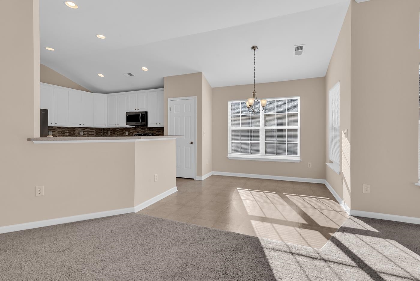 312 Barclay Drive Myrtle Beach, SC 29579 - Photo 7 of 38