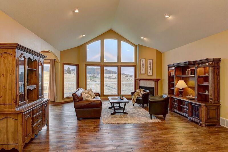 9609 South Baltimore Road Spokane, WA 99223 - Photo 2 of 20 Gallery Image 2