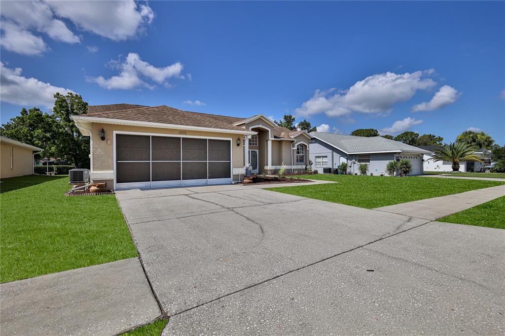10376 Henderson Street Spring Hill, FL 34608 - Photo 4 of 56