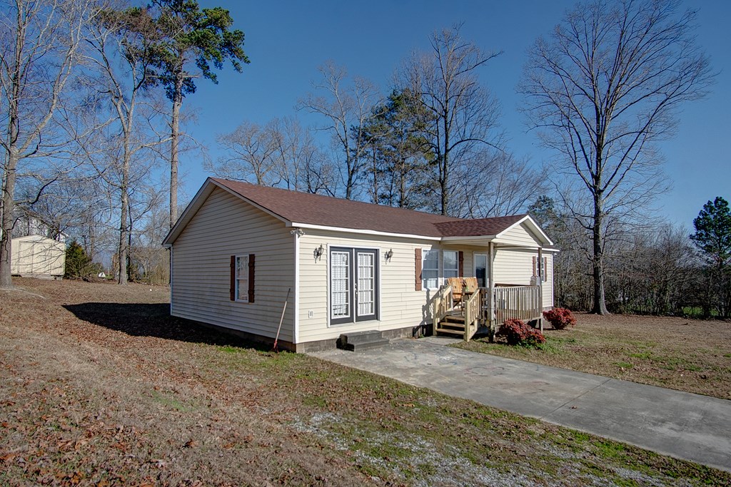 26 Twin Lakes Road Chatsworth, GA 30705 - Photo 3 of 30 Gallery Image 3
