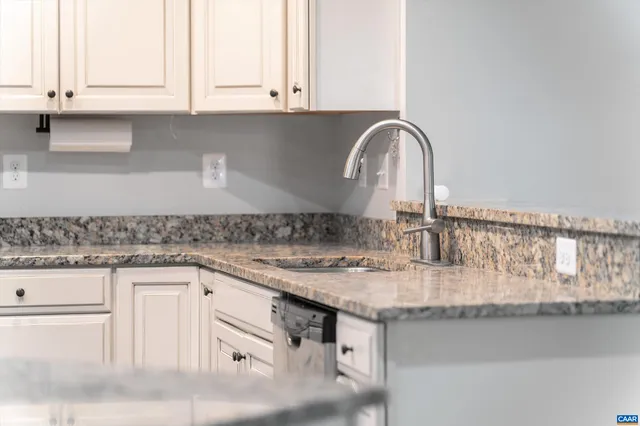 $615,000 | 1578 Burgundy Lane, Charlottesville, VA 22911