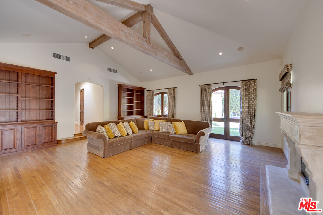 9530 Hidden Valley Road Beverly Hills, CA 90210 - Photo 14 of 42