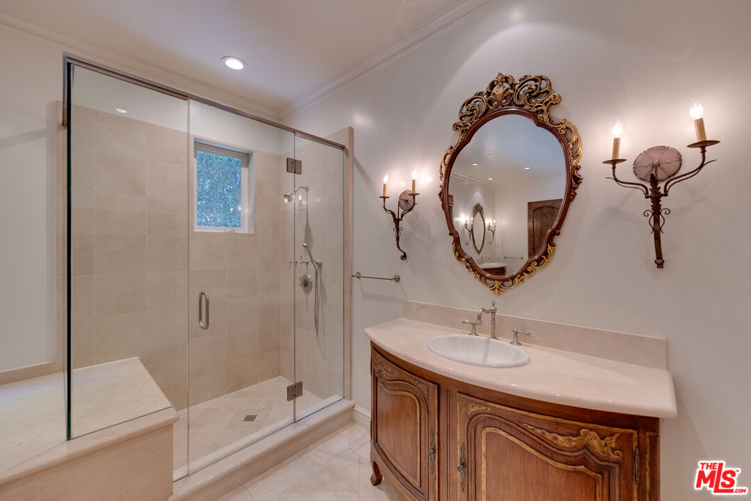 9530 Hidden Valley Road Beverly Hills, CA 90210 - Photo 24 of 42