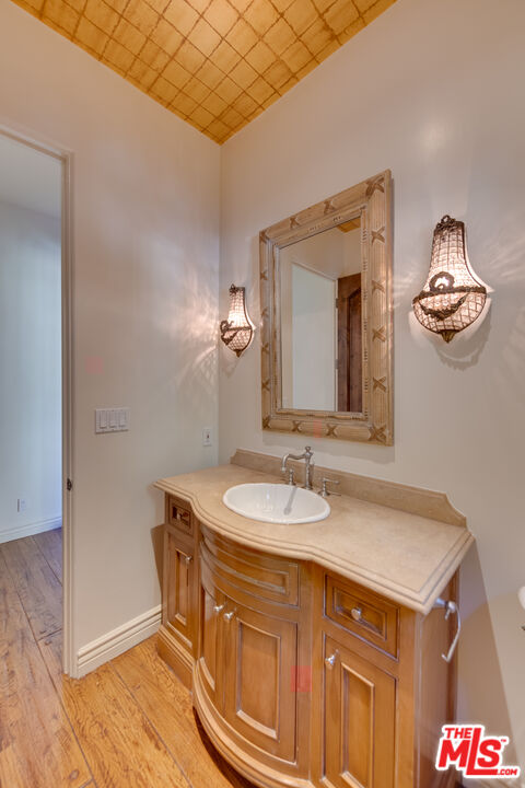 9530 Hidden Valley Road Beverly Hills, CA 90210 - Photo 32 of 42