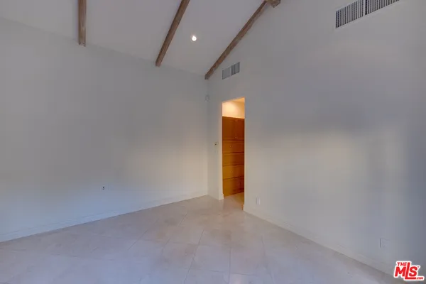 $20,000 | 9530 Hidden Valley Road, Beverly Hills, CA 90210