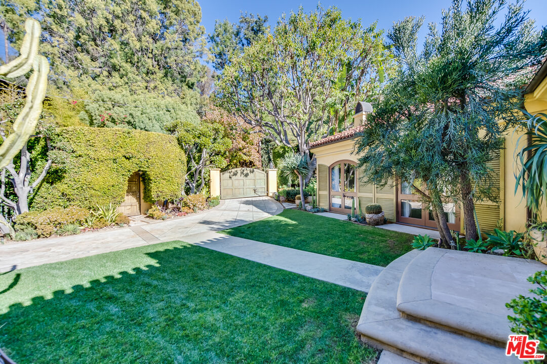 9530 Hidden Valley Road Beverly Hills, CA 90210 - Photo 42 of 42