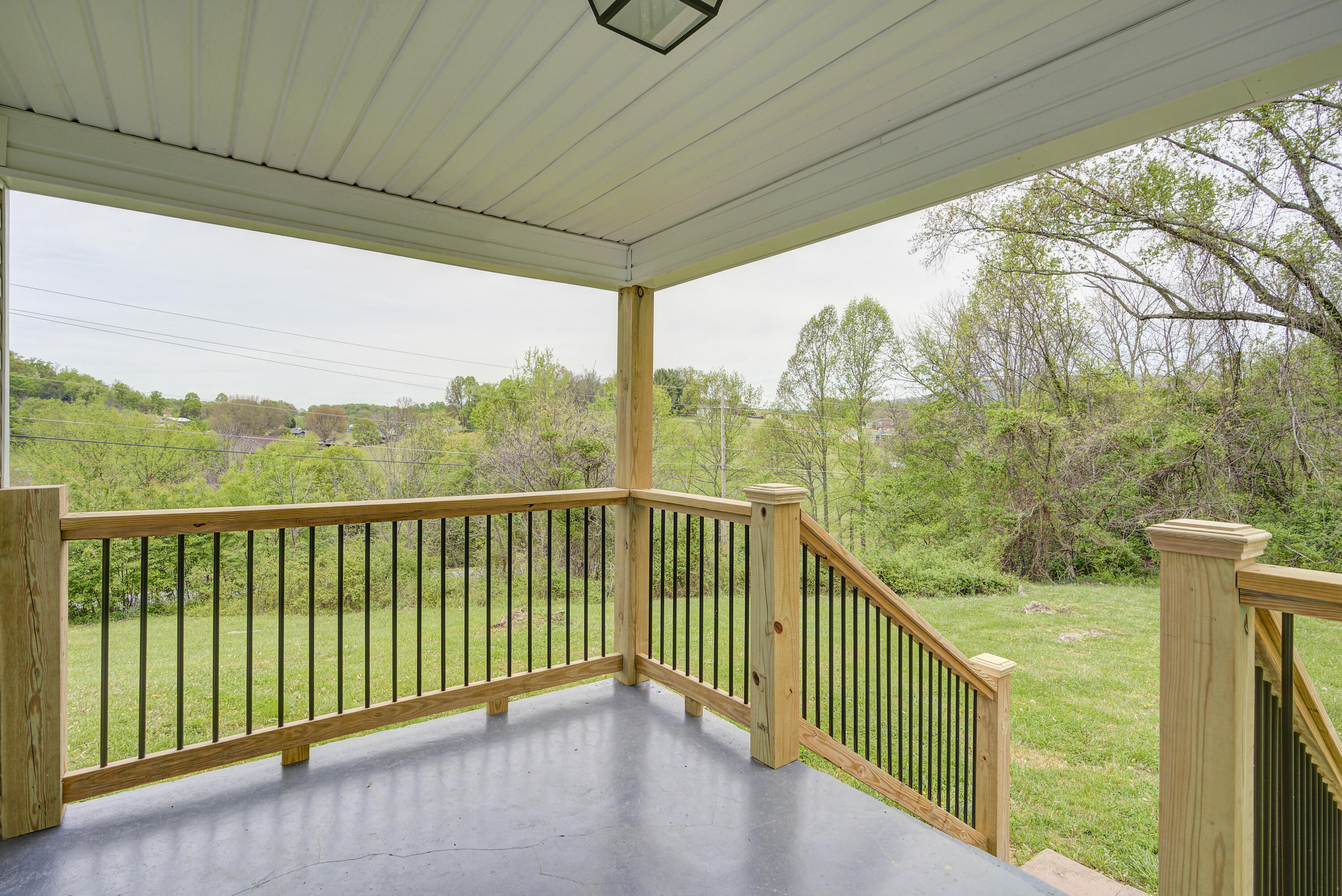 367 Watauga Road Watauga, TN 37694 - Photo 4 of 40 OldWat--39