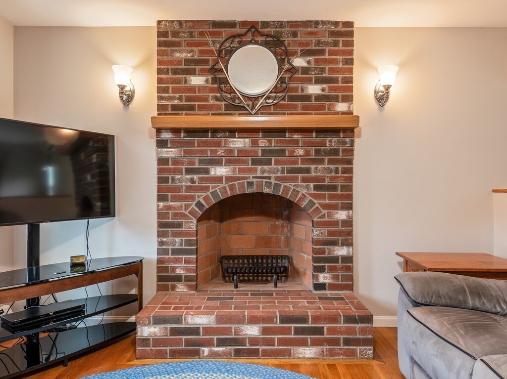 25 Watson Lane Rutland, MA 01543 - Photo 12 of 29