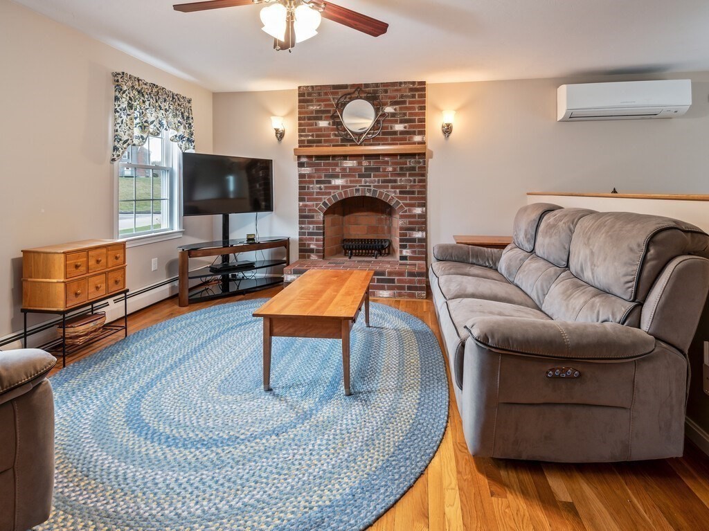 25 Watson Lane Rutland, MA 01543 - Photo 13 of 29