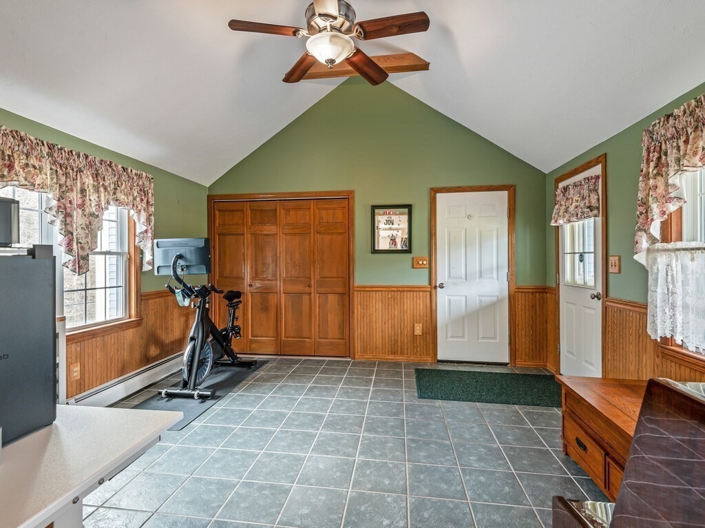 25 Watson Lane Rutland, MA 01543 - Photo 4 of 29