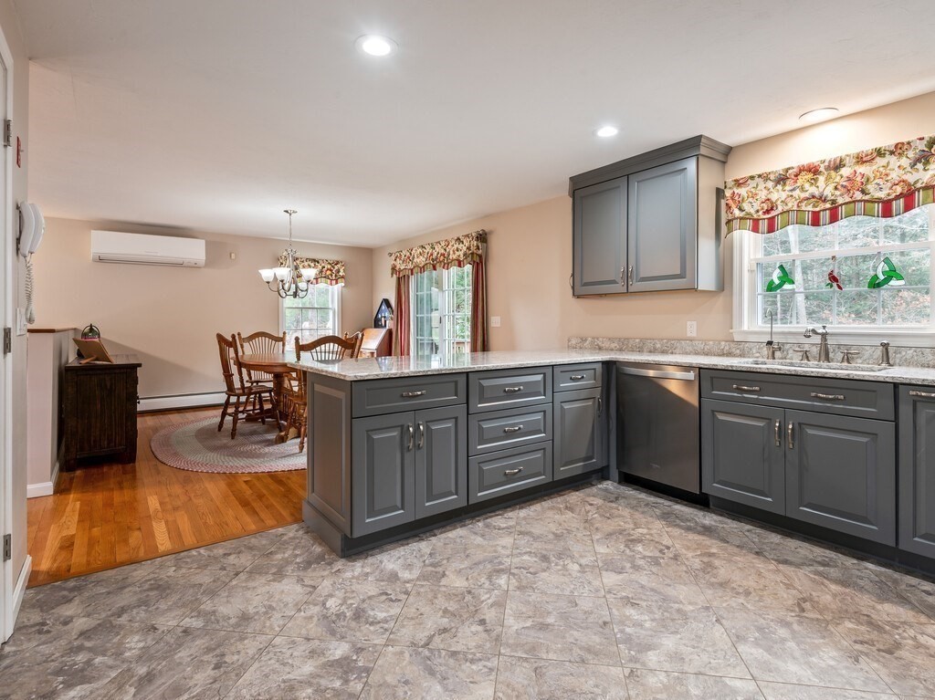 25 Watson Lane Rutland, MA 01543 - Photo 9 of 29