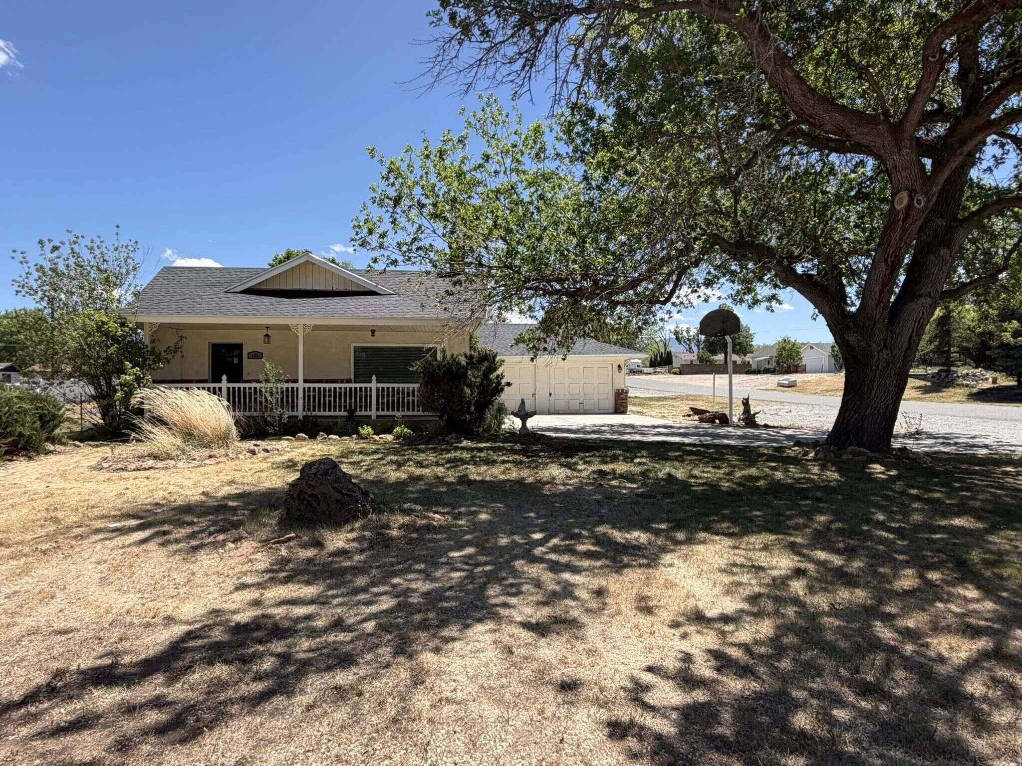 195 South 100 E Street Beaver, UT 84713 - Photo 1 of 23 Front w/Porch