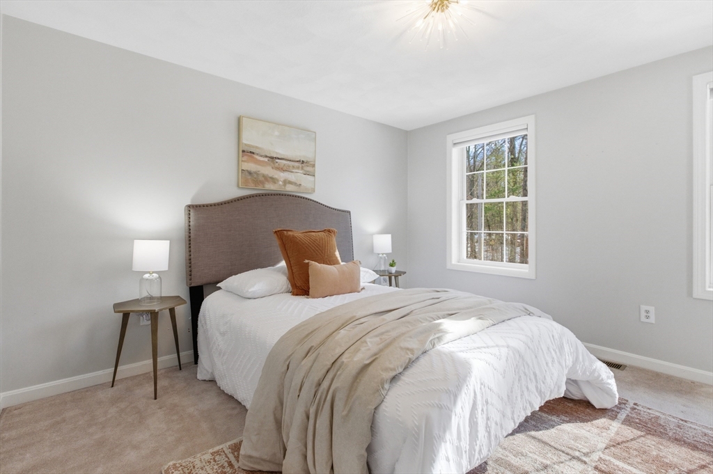 22 Flushing Pond Road Westford, MA 01886 - Photo 21 of 37