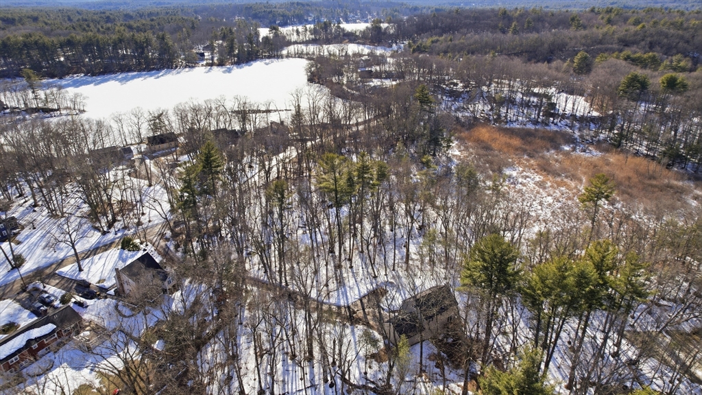 22 Flushing Pond Road Westford, MA 01886 - Photo 4 of 37