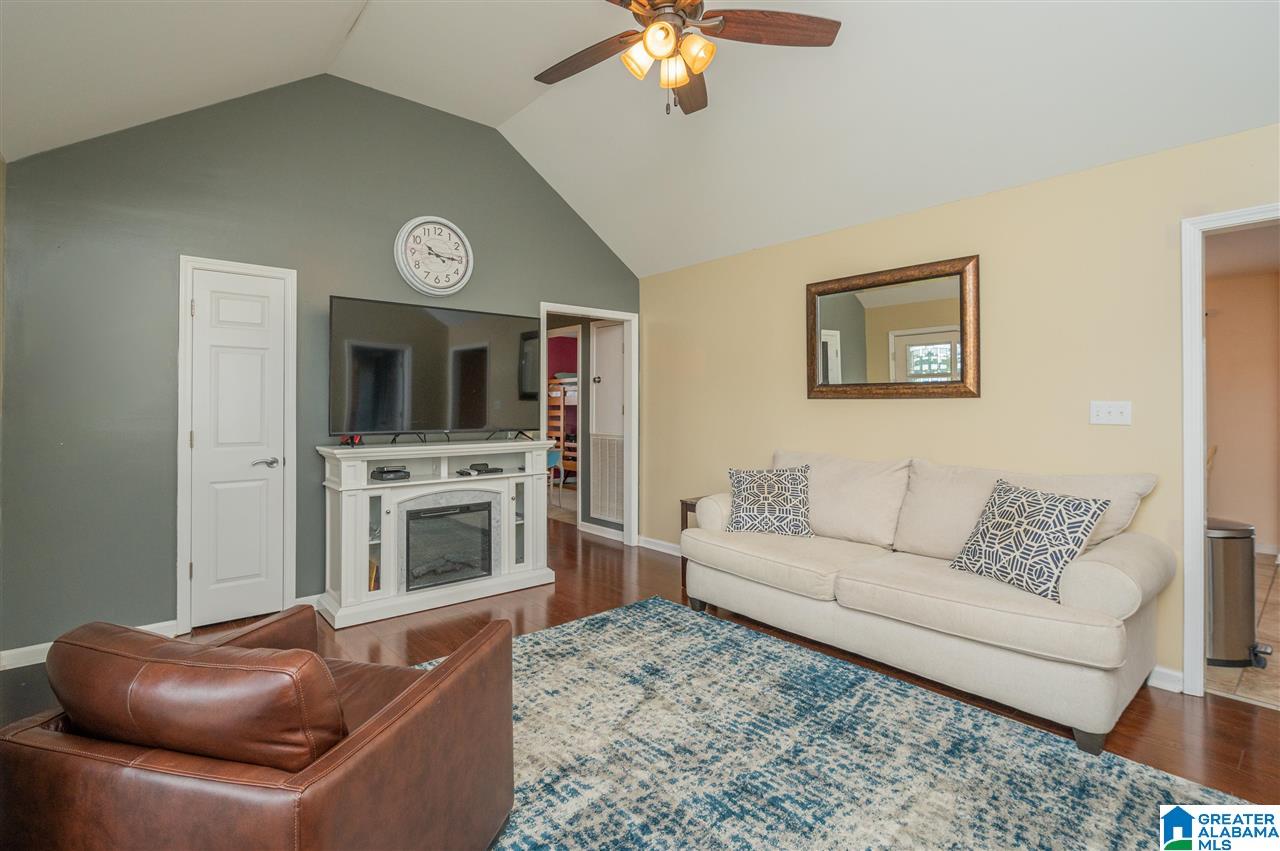 203 Hidden Ridge Drive Odenville, AL 35120 - Photo 11 of 37