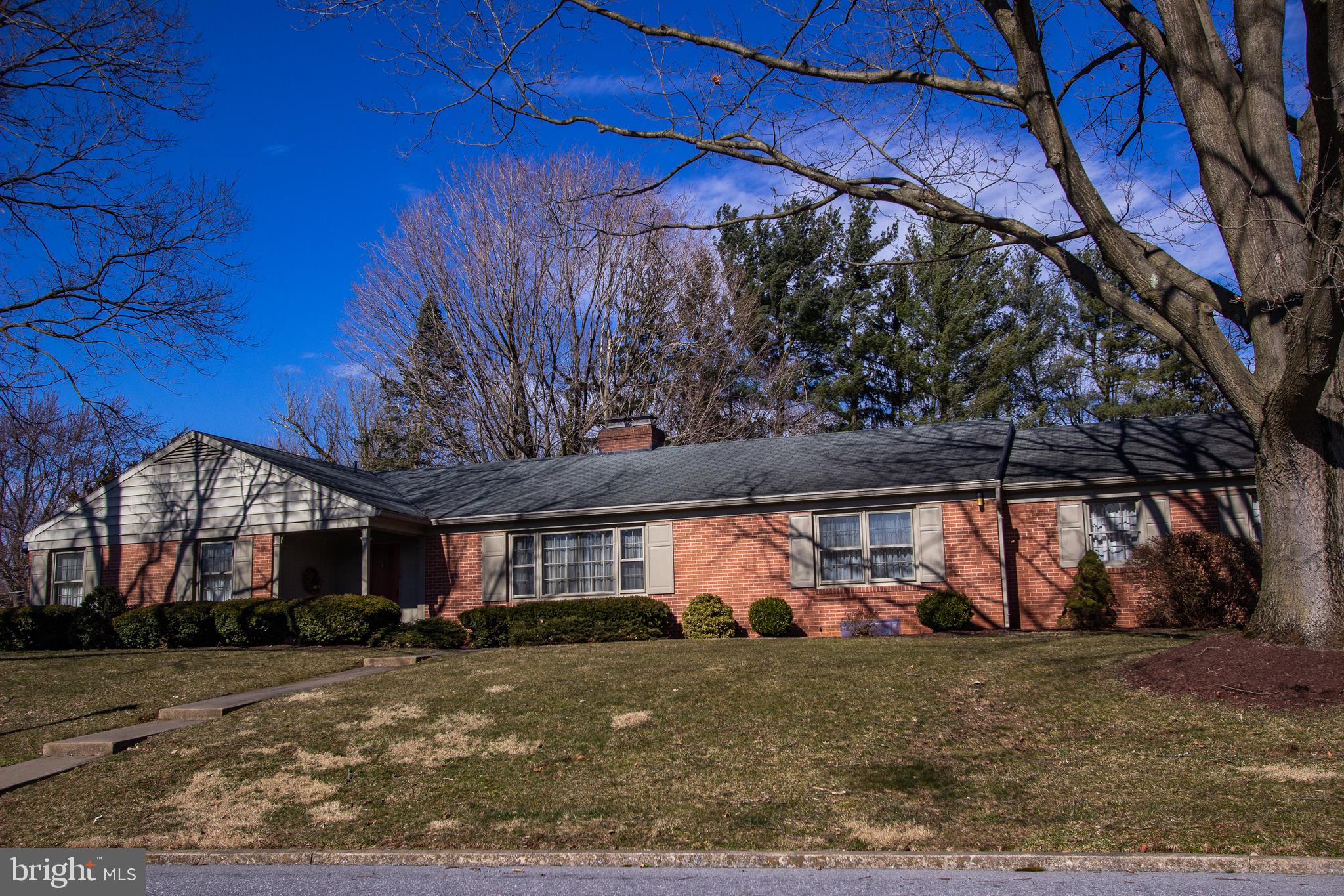 19610 Meadowbrook Road Hagerstown, MD 21742 - Photo 2 of 30 FRONT VIEW OF HOUSE