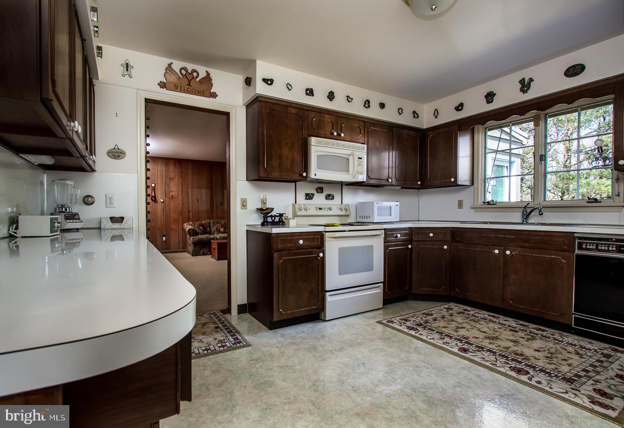 19610 Meadowbrook Road Hagerstown, MD 21742 - Photo 7 of 30 Gallery Image 7