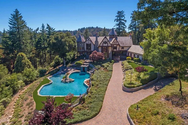 $8,000,000 | 16351 Skyline Boulevard, Woodside, CA 94062