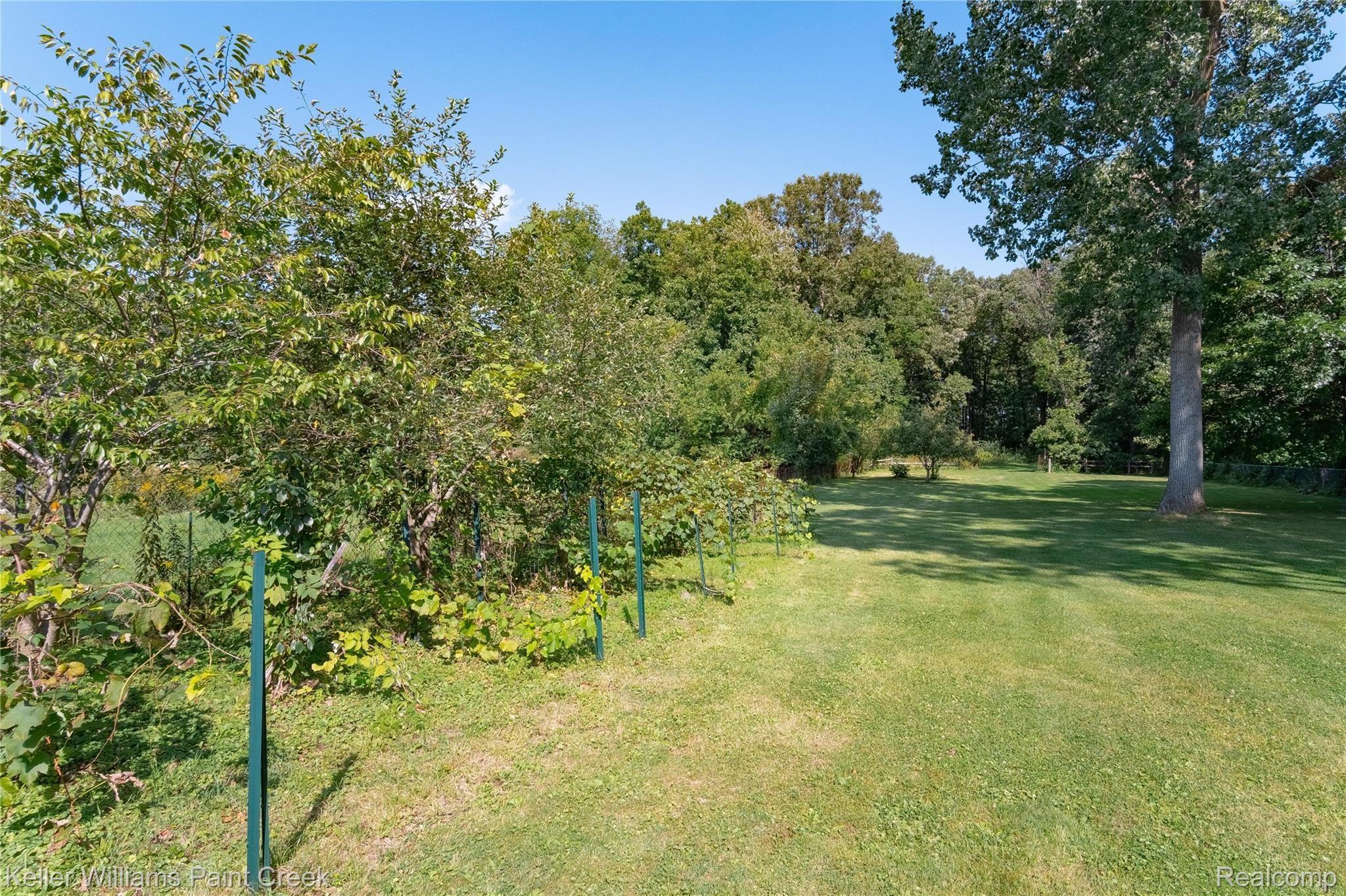 1598 West Auburn Road Rochester, MI 48309 - Photo 10 of 51 Exteriors (10 of 16).jpg