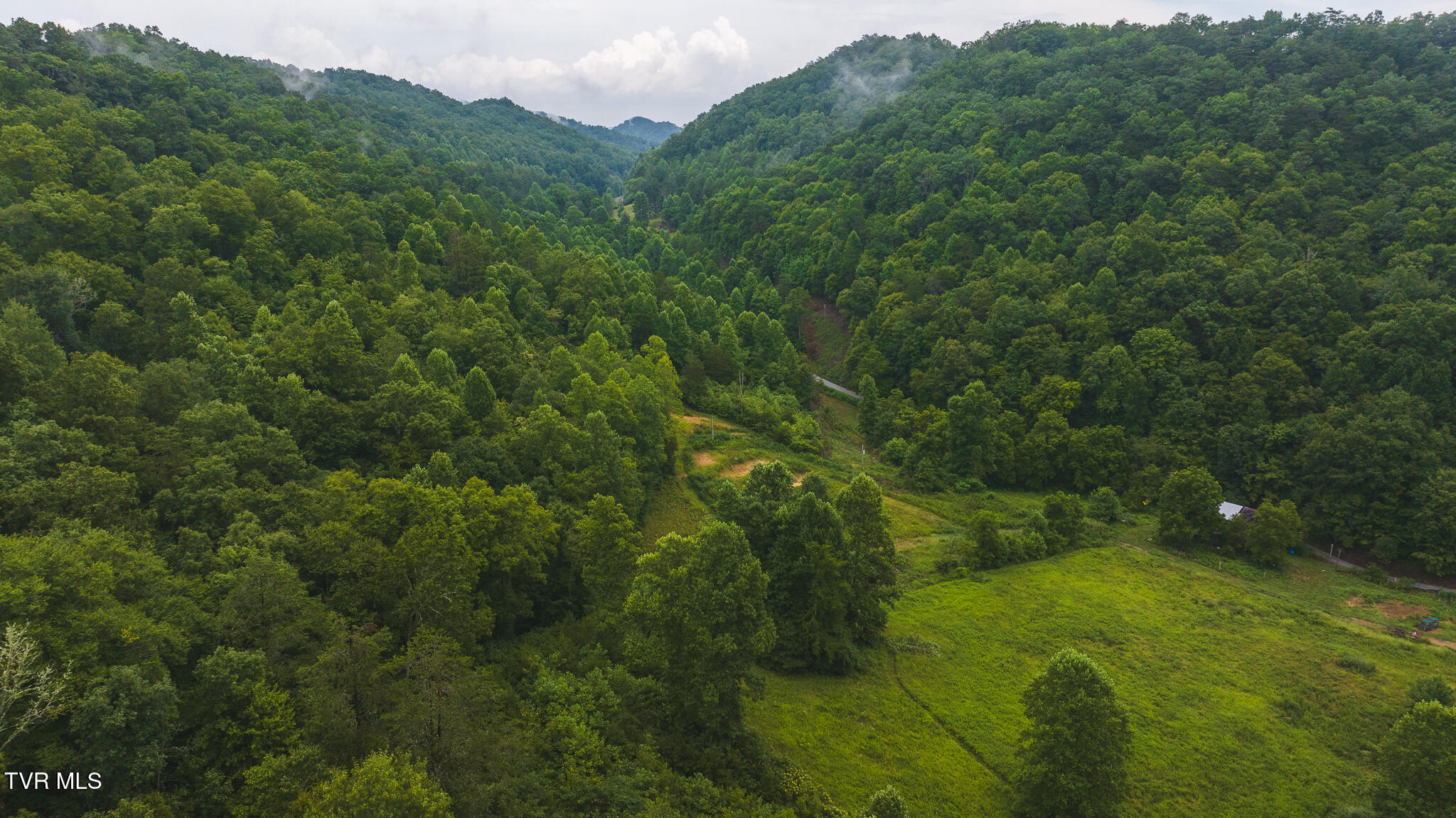 1446 Brooks Road Sneedville, TN 37869 - Photo 19 of 43 DJI_20230911121847_0077_D