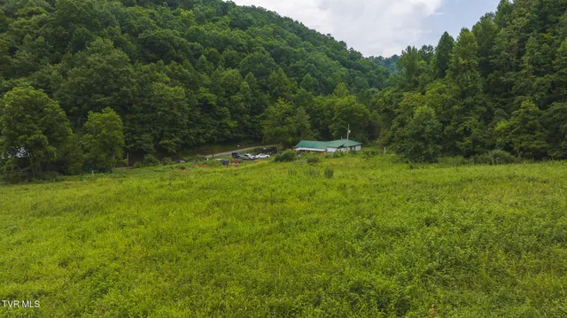 $650,000 | 1446 Brooks Road, Sneedville, TN 37869