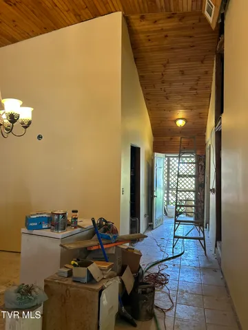 $650,000 | 1446 Brooks Road, Sneedville, TN 37869