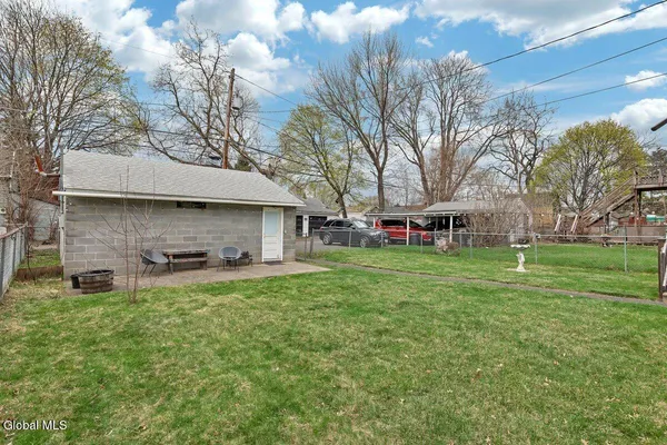 $234,000 | 481 7th Avenue, Troy, NY 12182