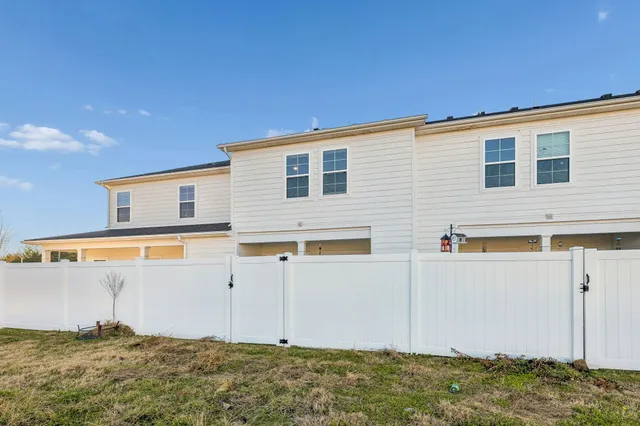 $320,000 | 4347 Doral Drive, Murfreesboro, TN 37127