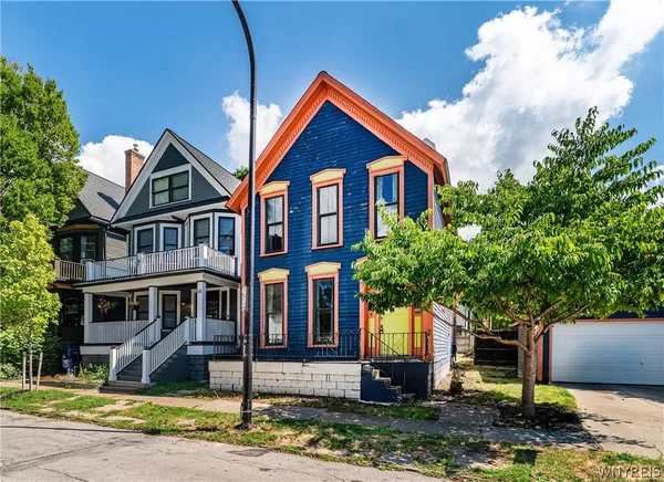 $427,000 | 107 College Street, Buffalo, NY 14201