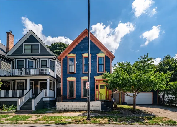 $427,000 | 107 College Street, Buffalo, NY 14201