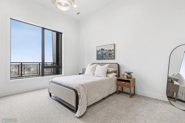 $798,000 | 505 Oak Street North, Unit 501, Fargo, ND 58102