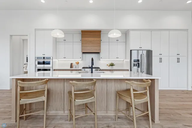 $798,000 | 505 Oak Street North, Unit 501, Fargo, ND 58102